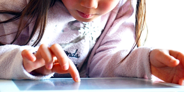 簡易型電子メモ装置「BraiTalker」視覚障害者向け 簡易型電子メモ装置